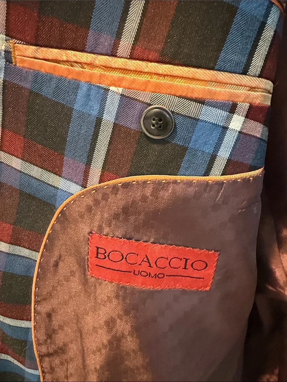Plaid Sport Coat in Blue, Maroon, Black, White. Classic Single-Breasted 50R